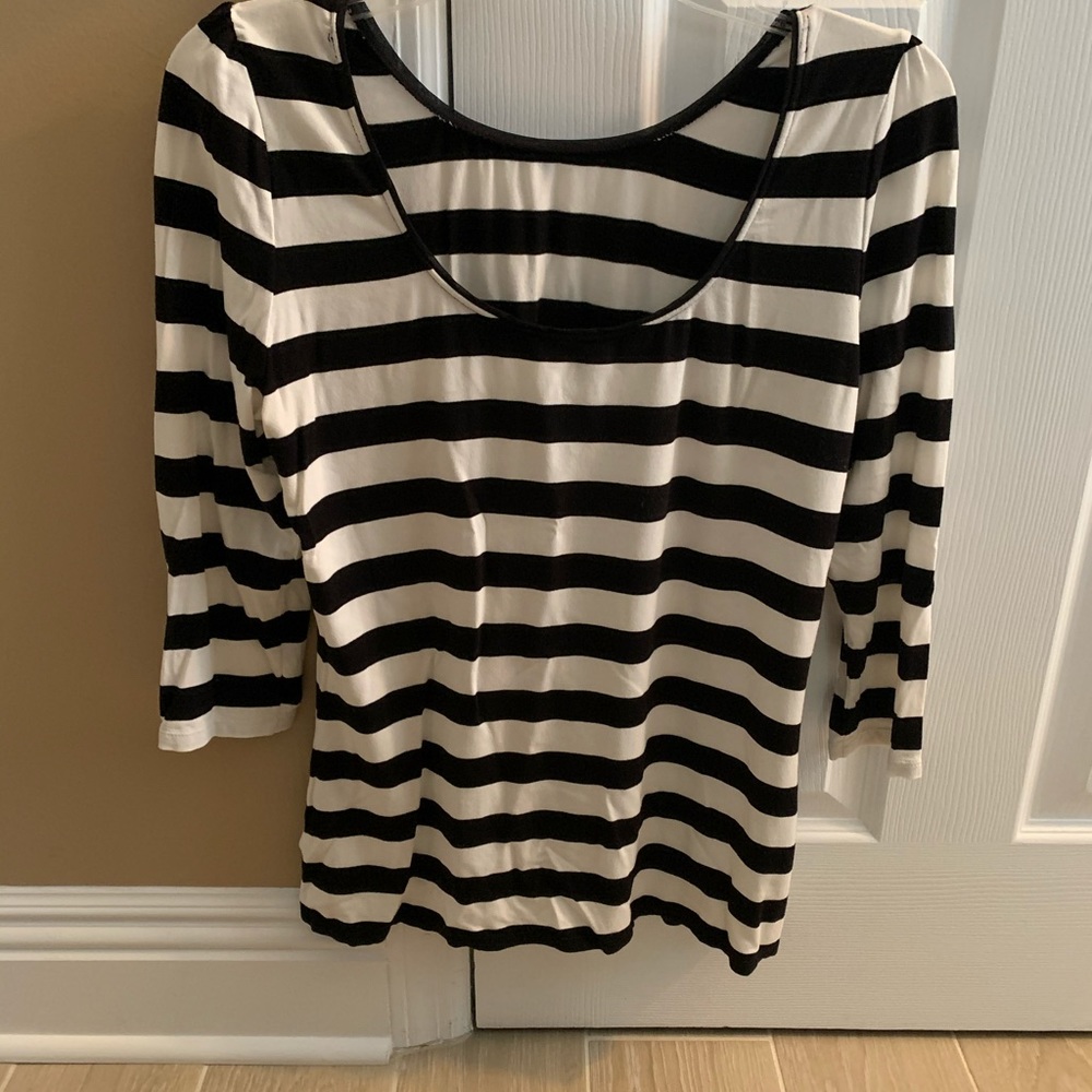 White House black market 3/4 sleeve shirt